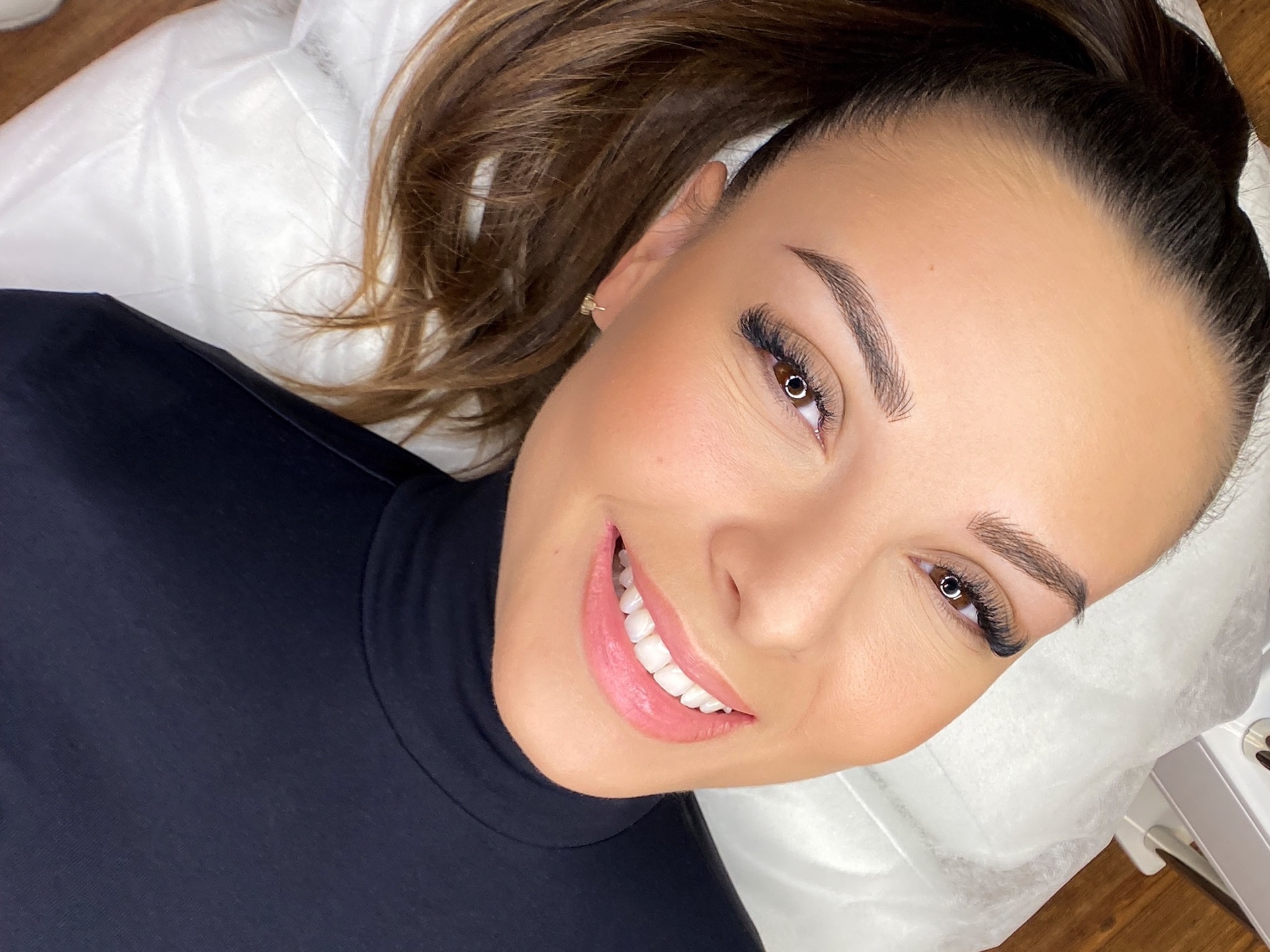 Obočí pro Moniku Bagárovou